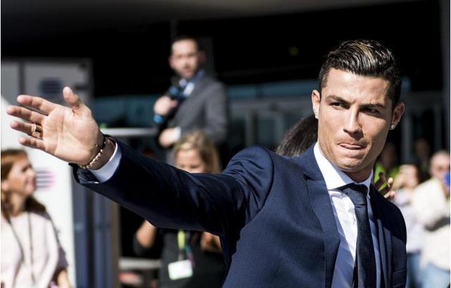 中国男篮新阵容首次亮相（中国男篮全新阵容迎来首秀）