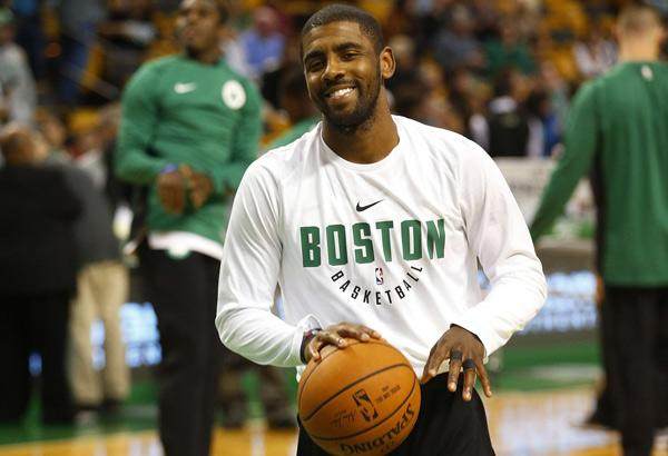 生涯之夜！奎因成为鹈鹕队史最年轻的30分三双先生（高光之夜！奎因加冕鹈鹕队史最年轻30分三双球员）