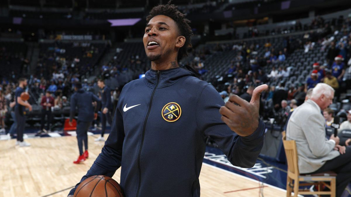 NBA官方为湖火大战预热！詹杜创史上最高得分对决 必有一队首遭三连败（NBA官方预热湖火对决：詹杜史上最高分大战在望，一队势必遭遇赛季首个三连败）