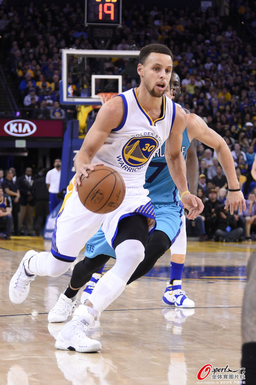 布达佩斯Major第二轮对阵：FaZe vs Spirit，巴西上演内战（布达佩斯Major次轮对决：FaZe碰面Spirit，巴西队内战打响）