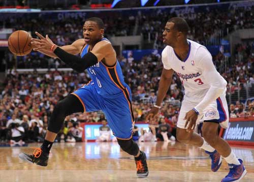 王大雷晒和女儿一起跳舞的视频，韦世豪：有点卡哇伊了（王大雷分享与女儿共舞视频，韦世豪留言：有点卡哇伊）