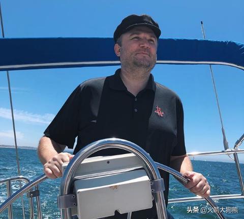 太阳主帅谈狄龙近期行为：他必须打出侵略性，但绝对不能越界（太阳主帅评狄龙近期表现：要打得强硬，但绝不许越界）